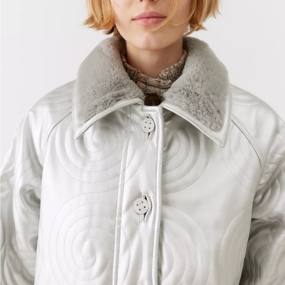 The 60 Cosmo Faux Fur Coat - Picture 2 of 8